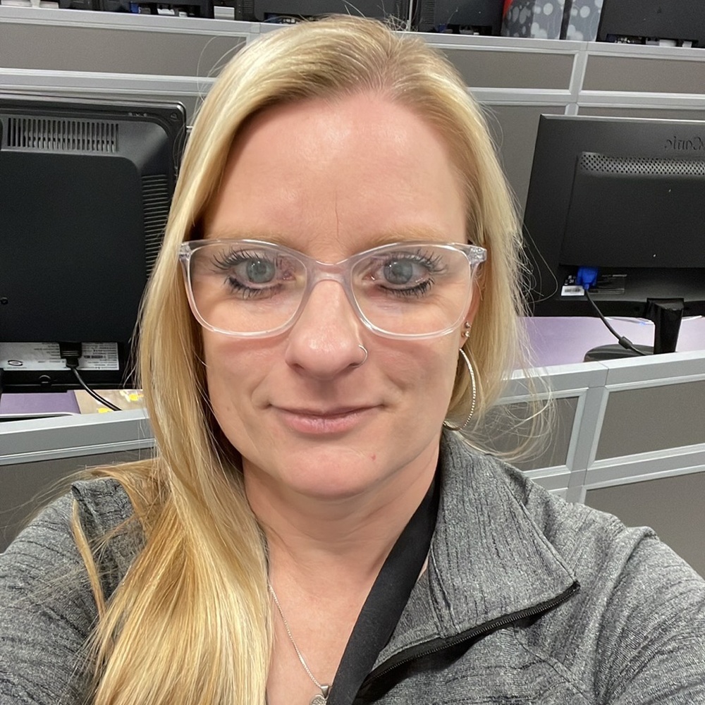 Meet your Posher, Amber